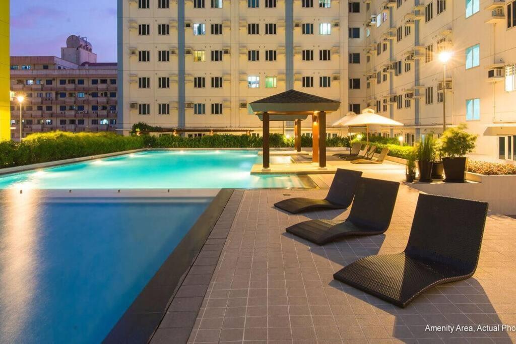 Huge A2J Executive Luxury 1Br Suite Near Abs Cbn, Gma Manila Luaran gambar