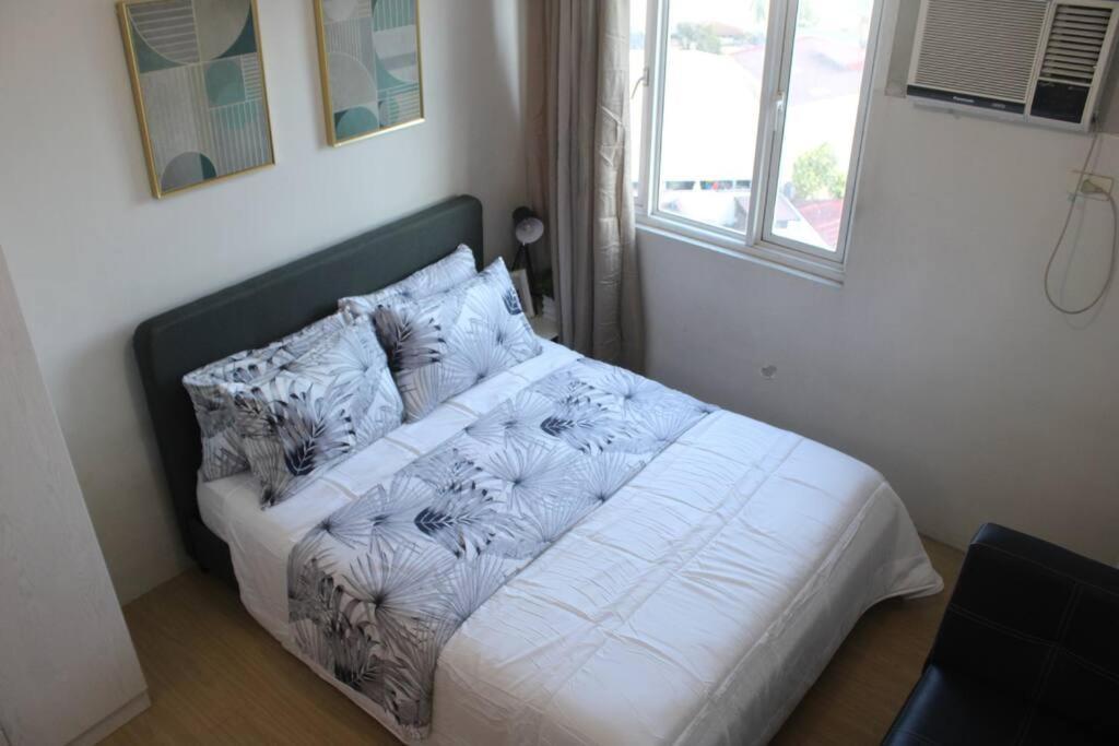 Huge A2J Executive Luxury 1Br Suite Near Abs Cbn, Gma Manila Luaran gambar