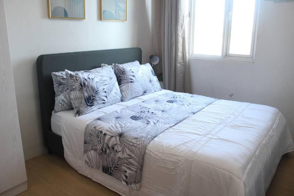 Huge A2J Executive Luxury 1Br Suite Near Abs Cbn, Gma Manila Luaran gambar