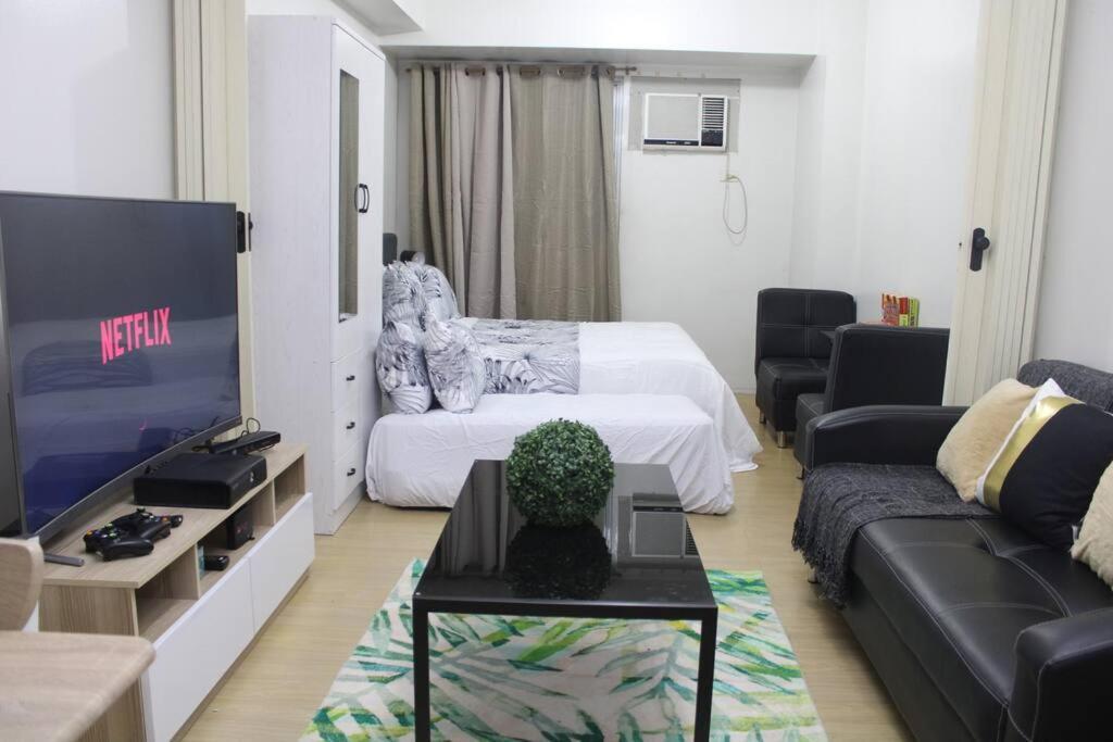 Huge A2J Executive Luxury 1Br Suite Near Abs Cbn, Gma Manila Luaran gambar