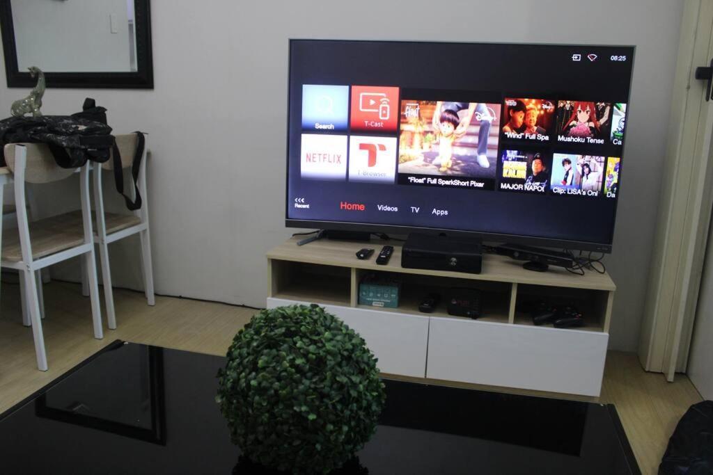 Huge A2J Executive Luxury 1Br Suite Near Abs Cbn, Gma Manila Luaran gambar