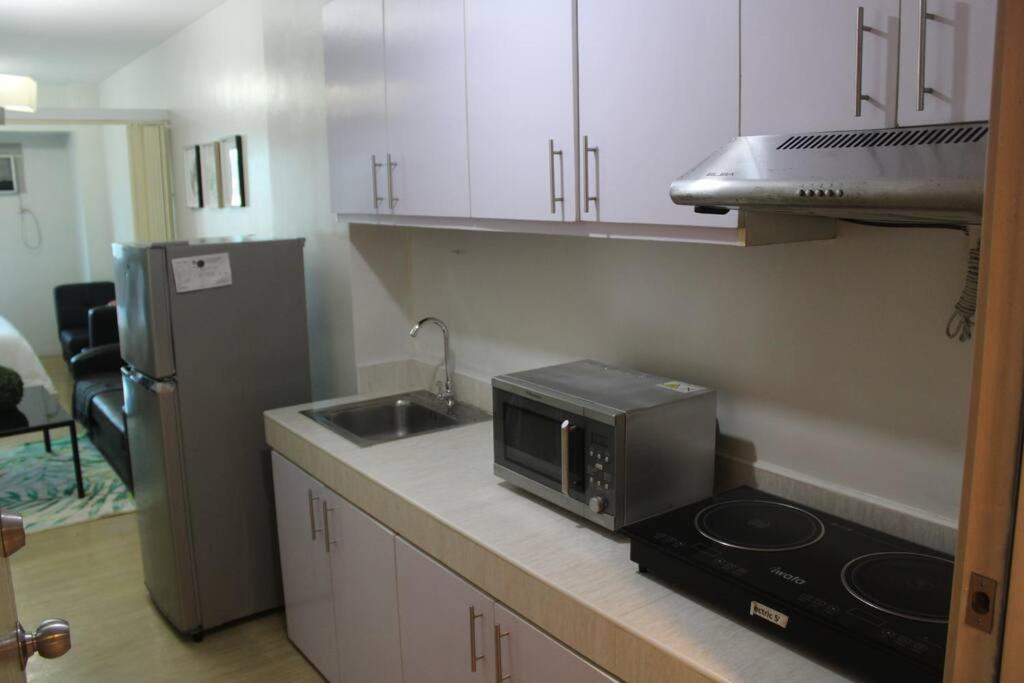 Huge A2J Executive Luxury 1Br Suite Near Abs Cbn, Gma Manila Luaran gambar
